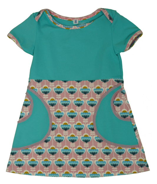 Röckli mit aufgesetzten Taschen