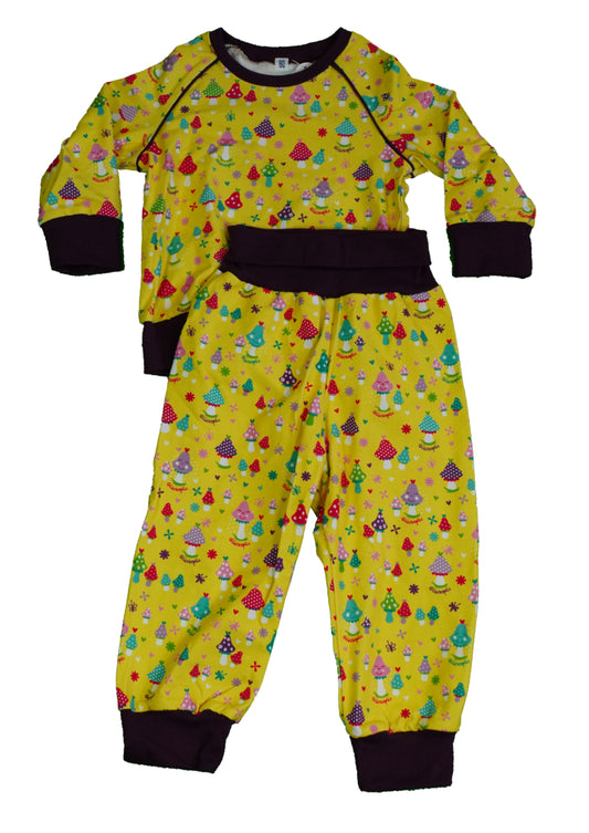 Pyjama mit Pilzen