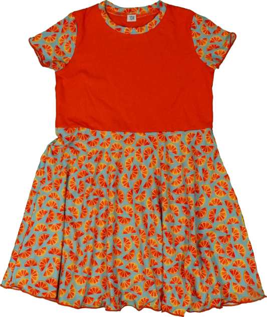 Röckli mit Orangenschnitzen